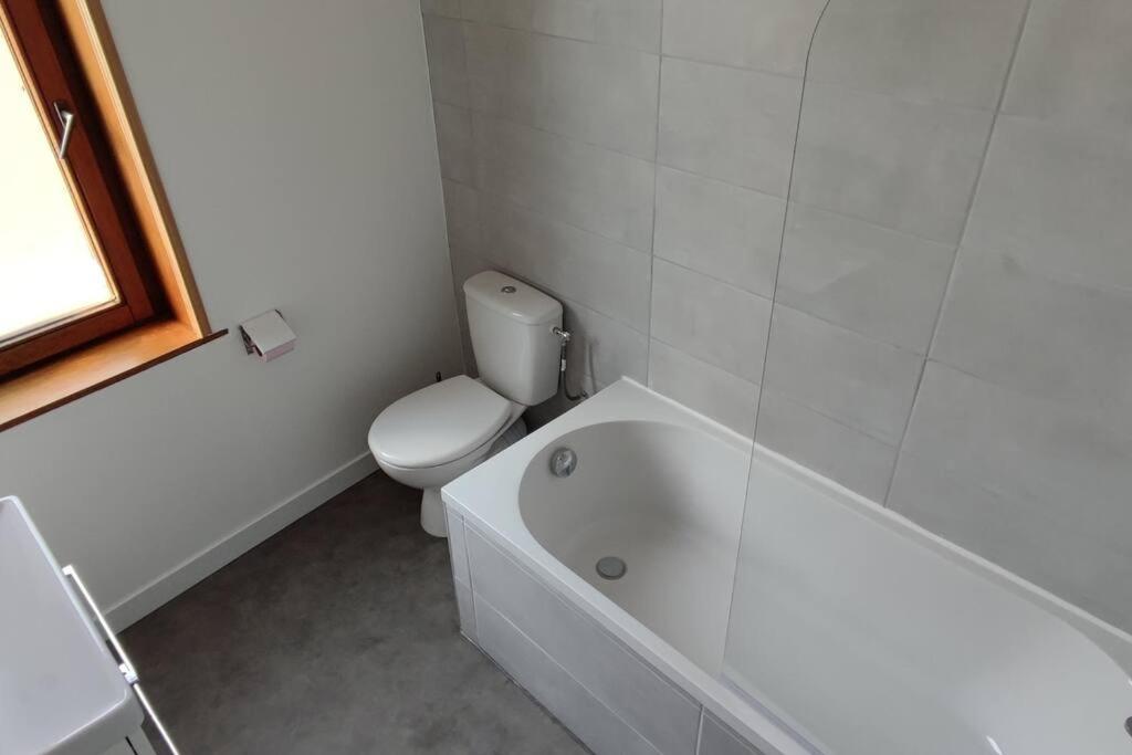 Maison Ronchin/Lille - Proche Toutes Commodites المظهر الخارجي الصورة